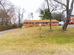 804 Jeter St, Bedford, VA 24523