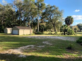 2213 County Road 428, Lake Panasoffkee, FL 33538