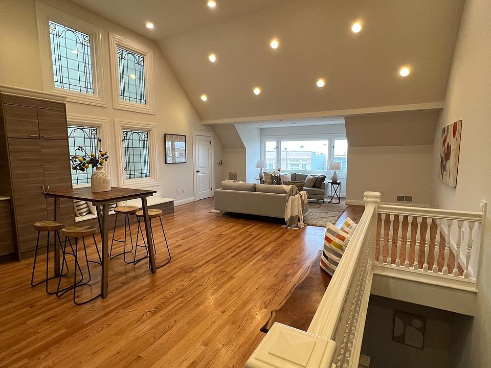 1st image of 2055 Green St #2055