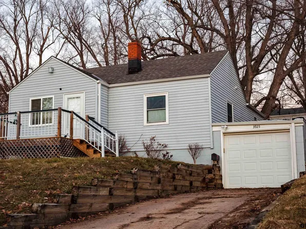 3925 N 67th St, Omaha, NE 68104