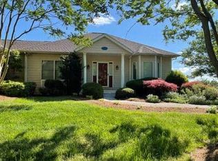 2330 Lake Retreat Rd, Huddleston, VA 24104
