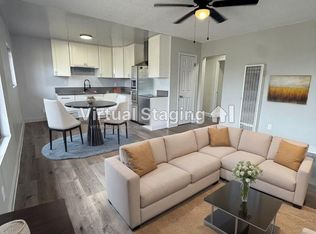 648 W 92nd St #18, Los Angeles, CA 90044