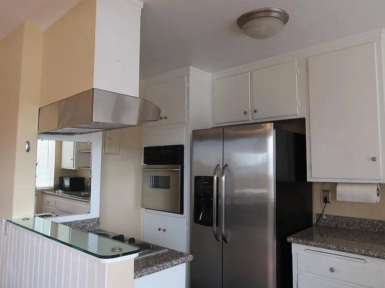 14609 Christine Dr #12 — Photo 3