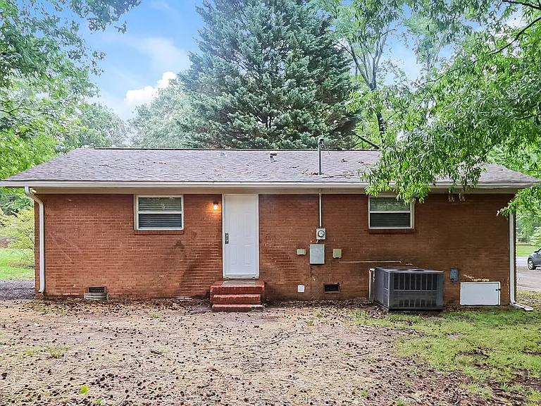 601 Kentbrook Dr — Photo 16