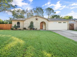 2301 Norwich Ct, Arlington, TX 76015