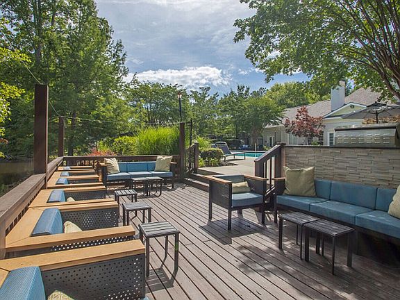 Outdoor Patio Lounge