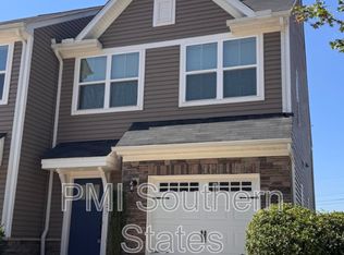 123 Roundtree Dr, Simpsonville, SC 29681