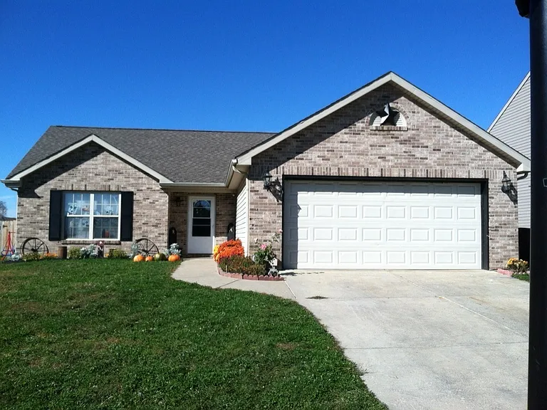 3225 Bunting Ln — Photo 5