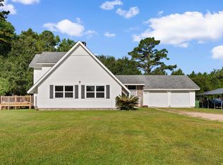 100 Carnation Dr, Andrews, SC 29510