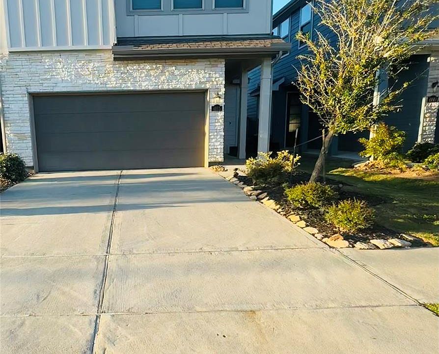 1st image of 4115 Balboa Dr