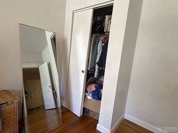 4th image of 11 Stearns Rd APT 1