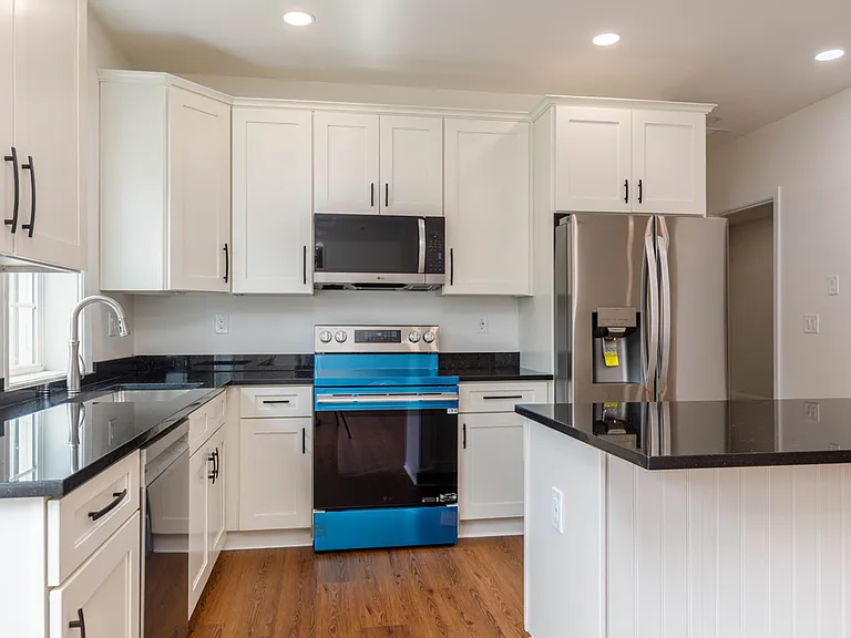 150 State Rd E #3 — Photo 35