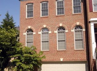 4172 Gov Yeardley Ln, Fairfax, VA 22030