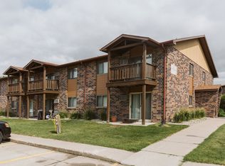 Chandler 1866, Grand Forks, ND 58201