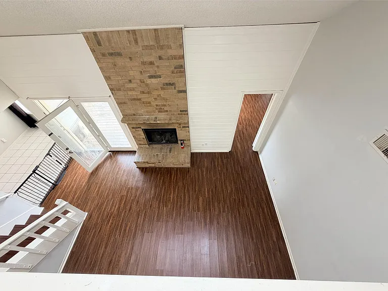 2535 Planters Row — Photo 21