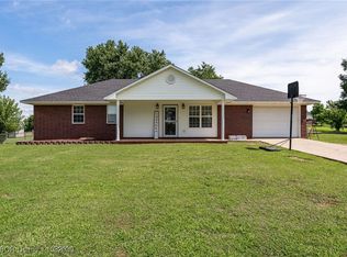 904 Gregory Ave, Pocola, OK 74902