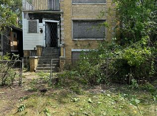 825 Delaware St, Gary, IN 46402