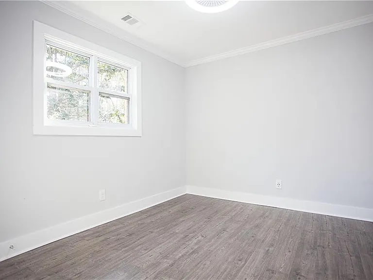 387 Michael Dr — Photo 24