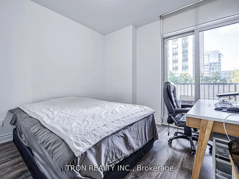 89 S Town Centre Blvd #109 — Photo 18