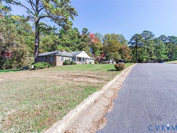 4th image of 311 Chiappa Rd