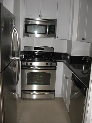 Rented by Realty Operations Group | media 3