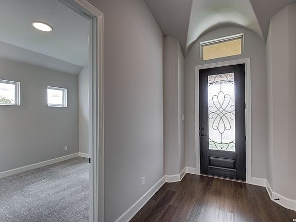 2nd image of 142 Secretariat Ave.