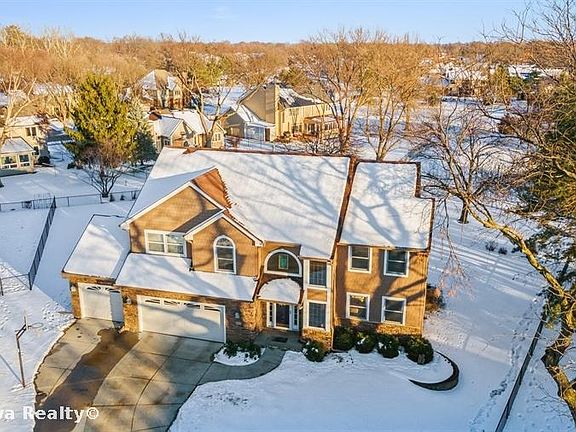 2nd image of 6001 Greywood Cir
