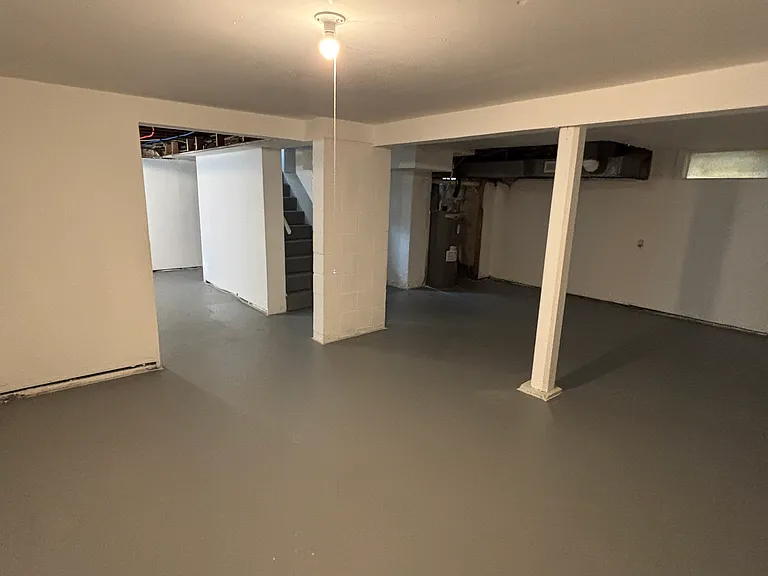 1311 Superior Ave — Photo 11