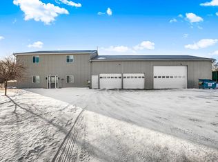 2818 337th Ln NW, Cambridge, MN 55008