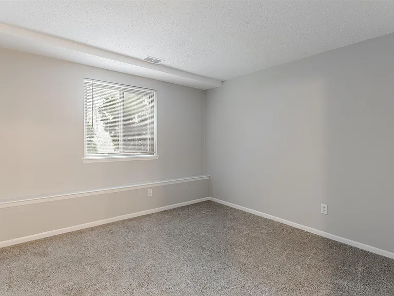 8385 Pontiac Lake Rd #14 — Photo 18