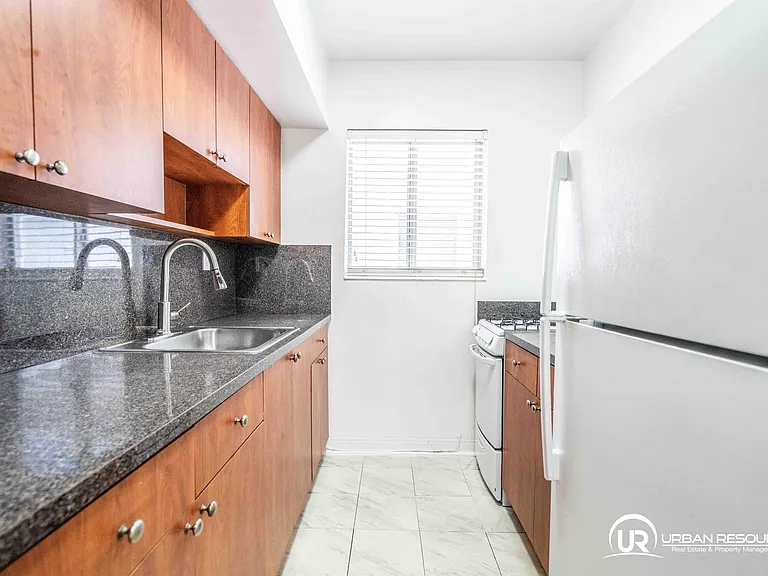 7315 Harding Ave #15 — Photo 10