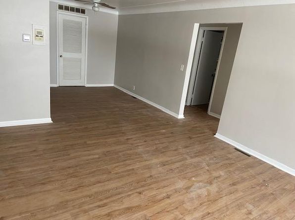 5215 Warrensville Center Rd APT 2