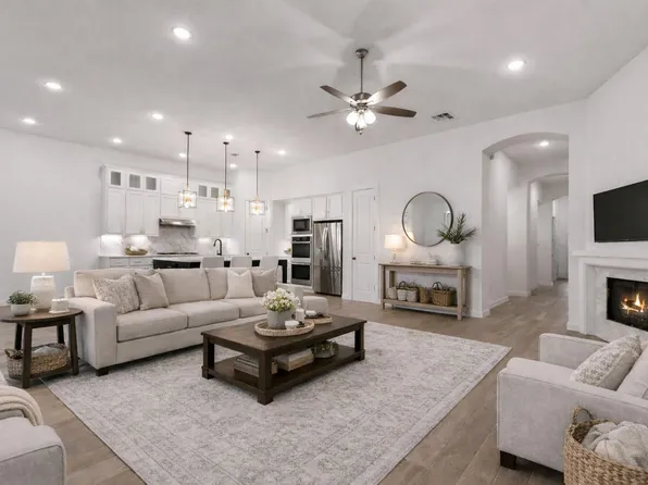 108 Salvia Star Ct, Conroe, TX 77304