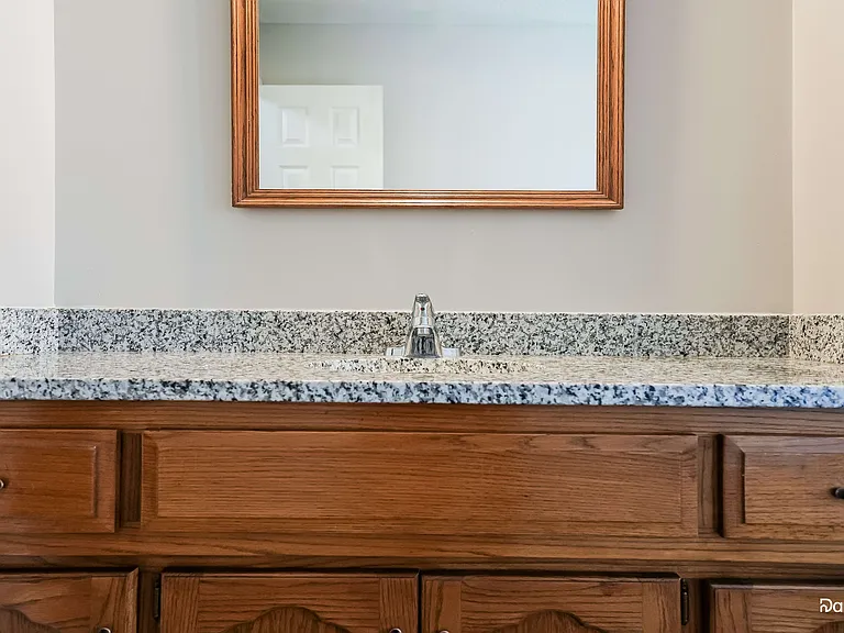 502 Woodson Ln — Photo 12