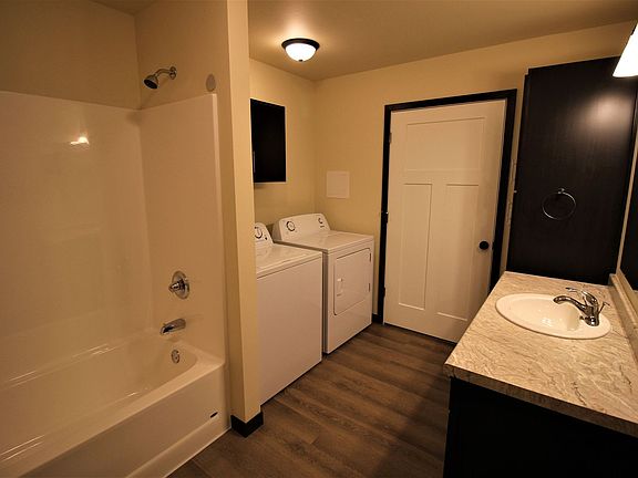 5th image of 1906 N Hume Ave #2006-137