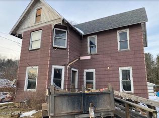 806 Prospect Ave, Lock Haven, PA 17745