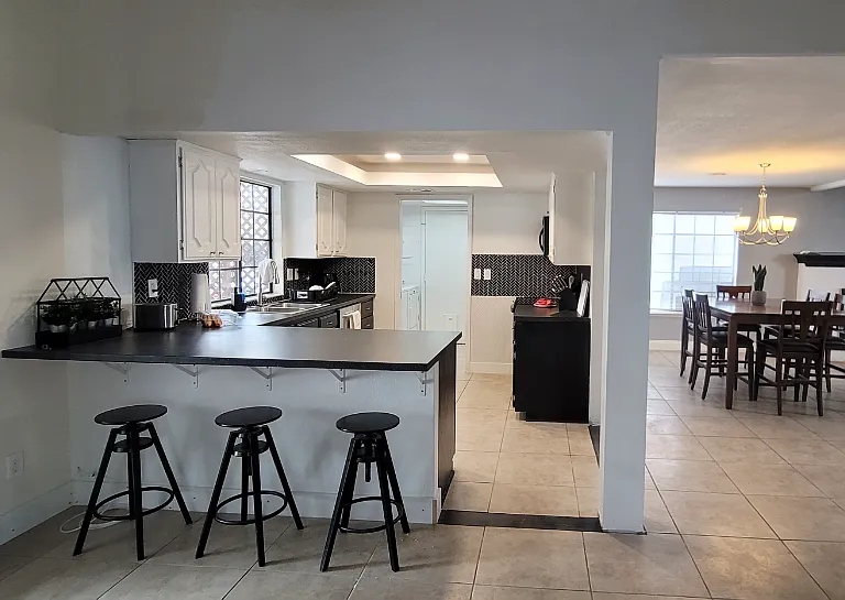 5709 Avenida Silla — Photo 7