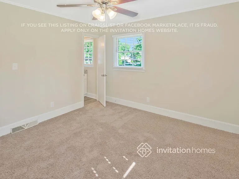 4213 Gladstone Ln — Photo 20