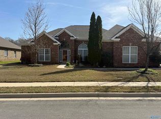 113 Mallard Cove Dr, Madison, AL 35756