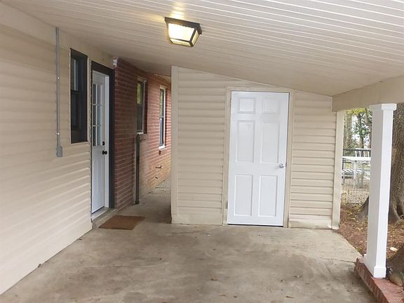 5th image of 242 Happy Hollow Dr