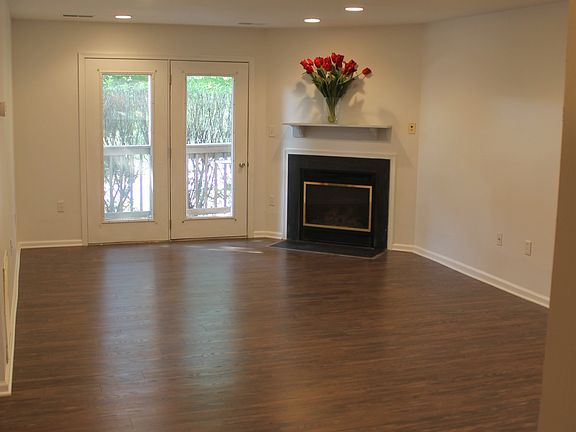 4th image of 10245 Redtail Ct #201-C