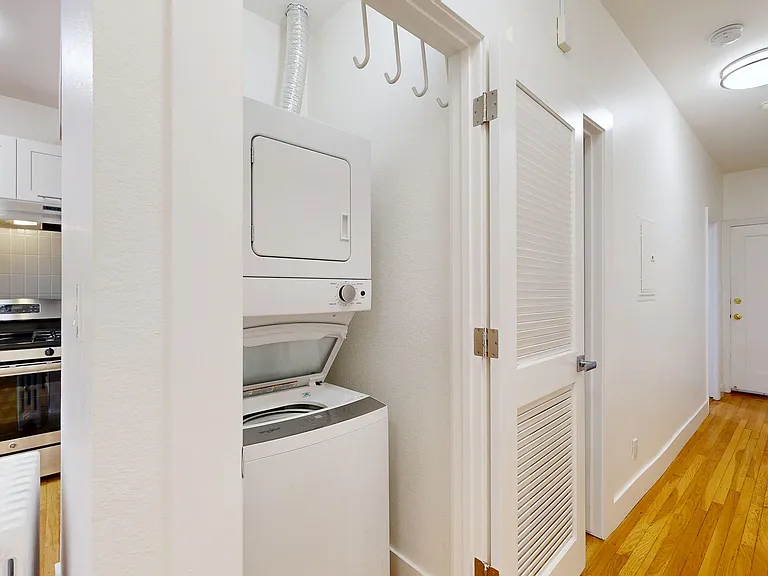 1705 Octavia St #304 — Photo 5