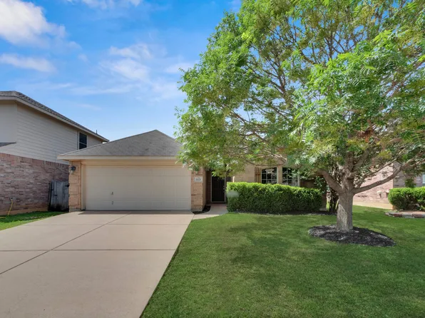 513 Crescent Creek Ln, Fort Worth, TX 76140