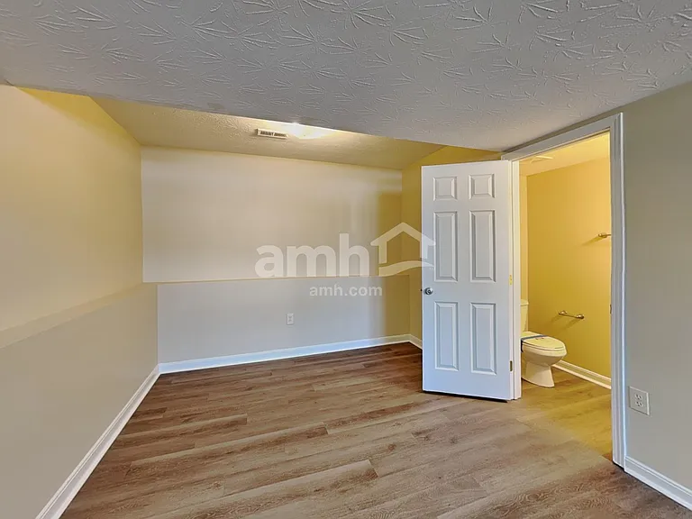 1632 Raintree Ct — Photo 18