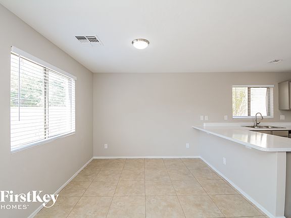 3rd image of 3131 W Jessica Ln