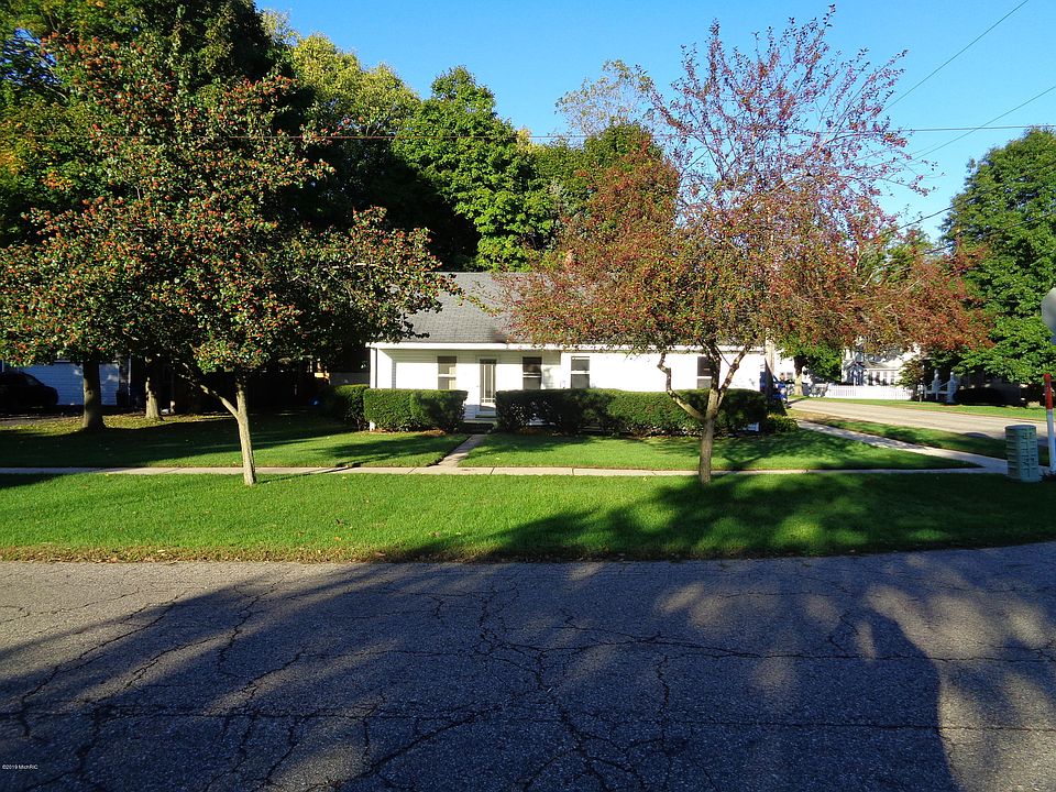 1st image of 353 N Cedar St
