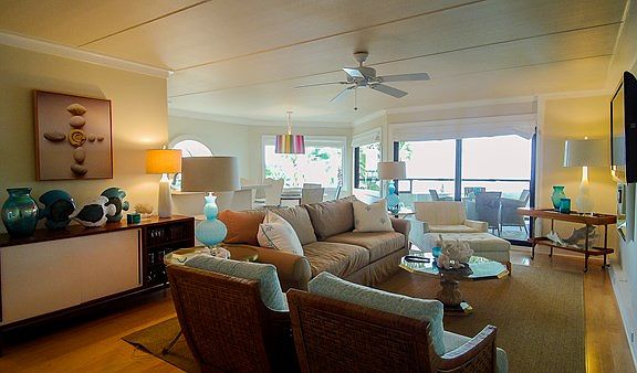 2nd image of 220 W Cora Lee Dr #205