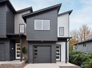 905 Cedar St, Kalama, WA