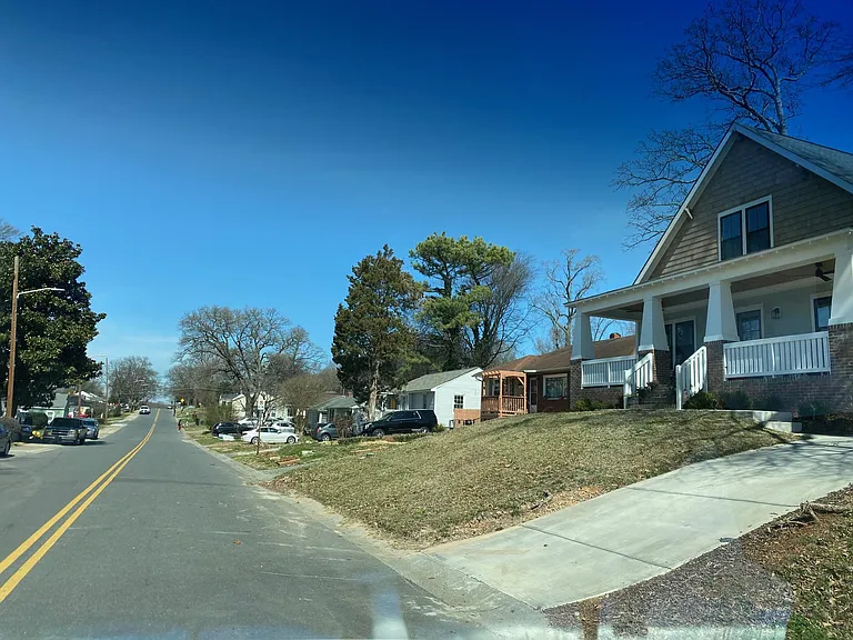 1900 Double Oaks Rd — Photo 15