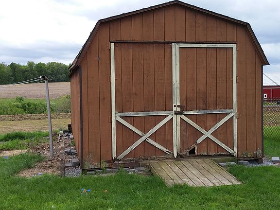 shed in backyard
